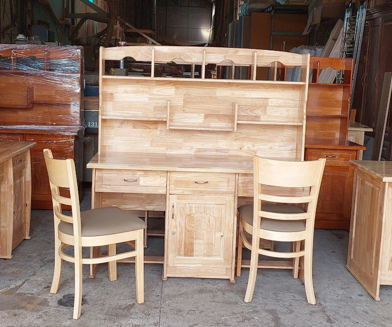 Bàn học cho 2 bé gỗ tự nhiên MS 2962 - chi tiết vân gỗ tự nhiên