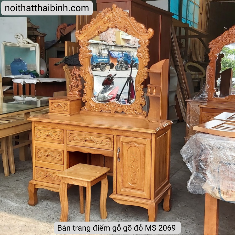 Bàn trang điểm gỗ gõ đỏ MS 2036