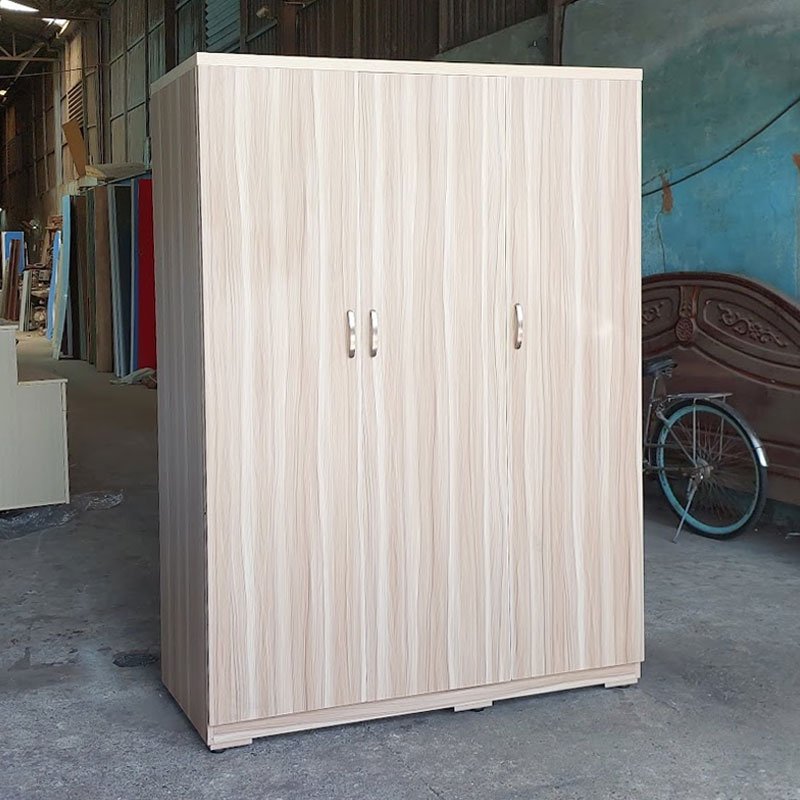 Tủ quần áo 3 cánh đẹp màu vân gỗ hiện đại Tủ quần áo 3 cánh đẹp màu vân gỗ hiện đại