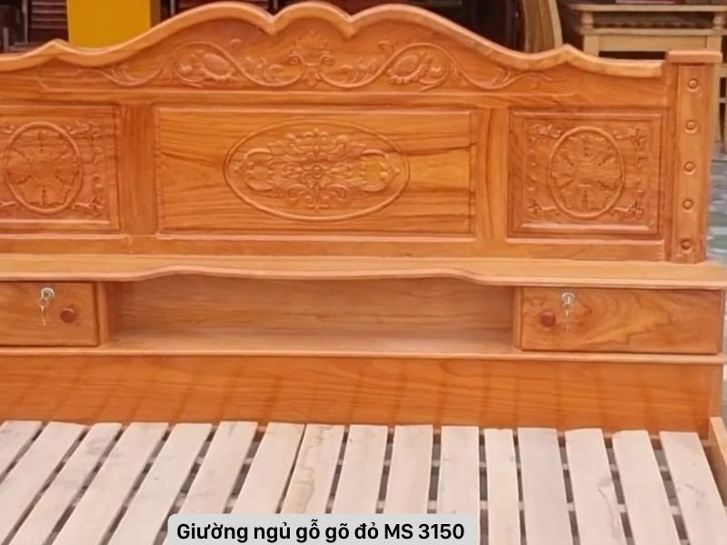 Giường ngủ gỗ gõ đỏ