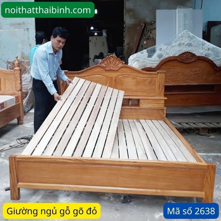 Nơi bán giường ngủ gỗ gõ đỏ 1m6 Giường ngủ gỗ gõ đỏ 1m6 MS 2638 - góc nghiêng
