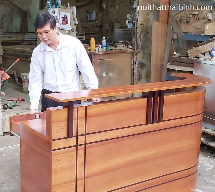 Quầy tiếp tân dài 1m8 MS 9923 - góc nghiêng