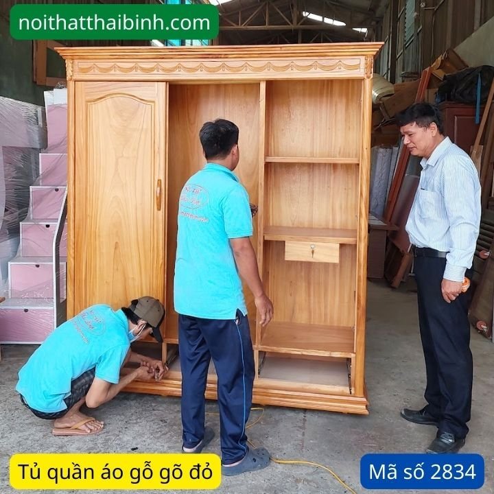 Giá tủ quần áo gỗ gõ đỏ