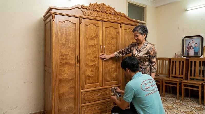 Tủ Quần Áo Gỗ Gõ Đỏ 4 Cánh TPHCM