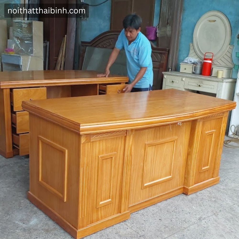 Bàn giám đốc gỗ tự nhiên