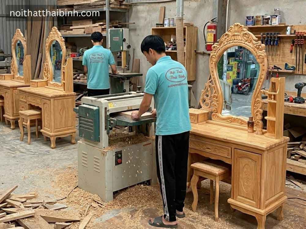 Bàn Trang Điểm Gỗ Gõ Đỏ Tại Xưởng Mộc Đồ Gỗ Thái Bình