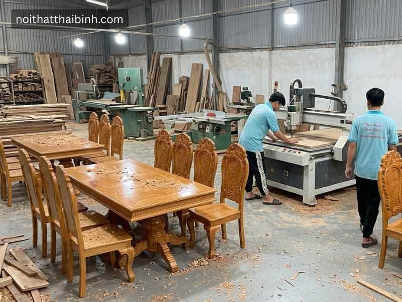 Bộ bàn ăn gỗ gõ đỏ 8 ghế tại xưởng mộc đồ gỗ Thái Bình