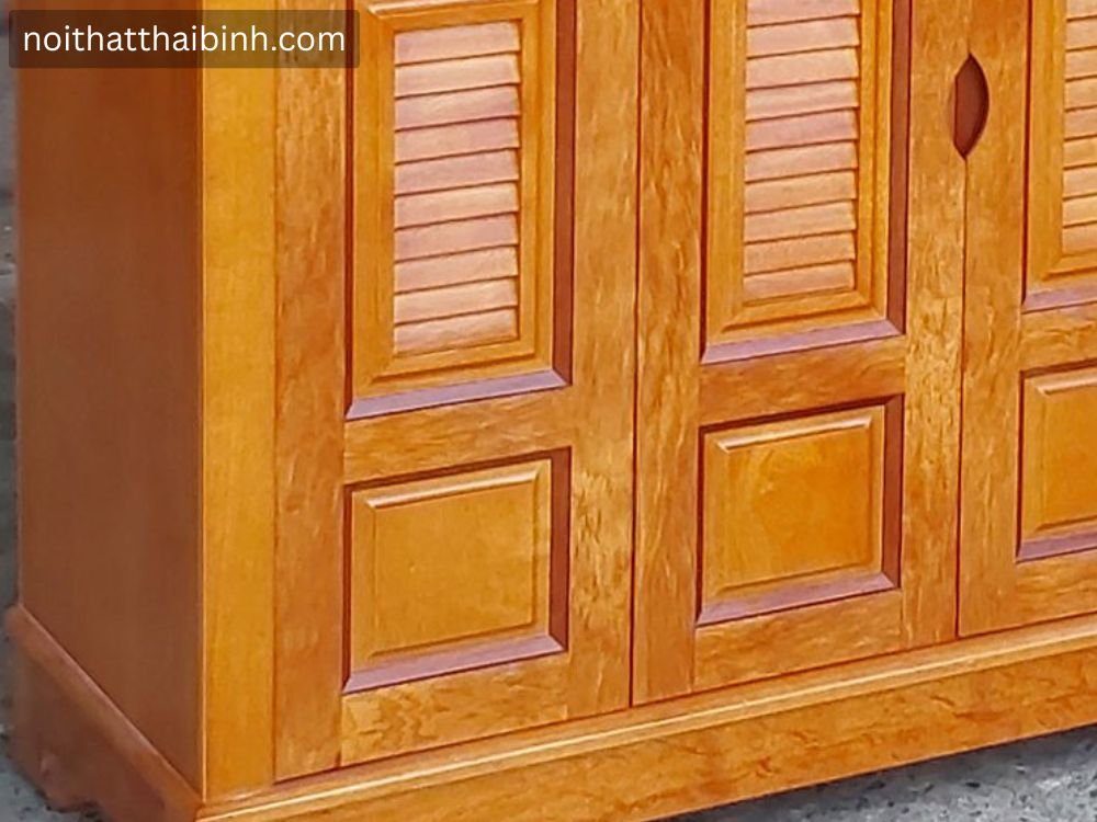 Chi tiết tủ giày gỗ tự nhiên