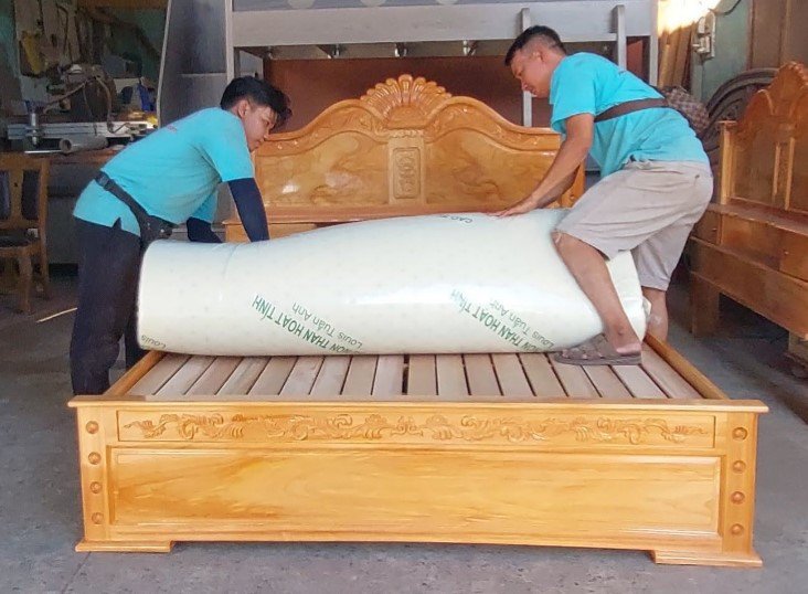 Giường ngủ » Giường gỗ gõ đỏ