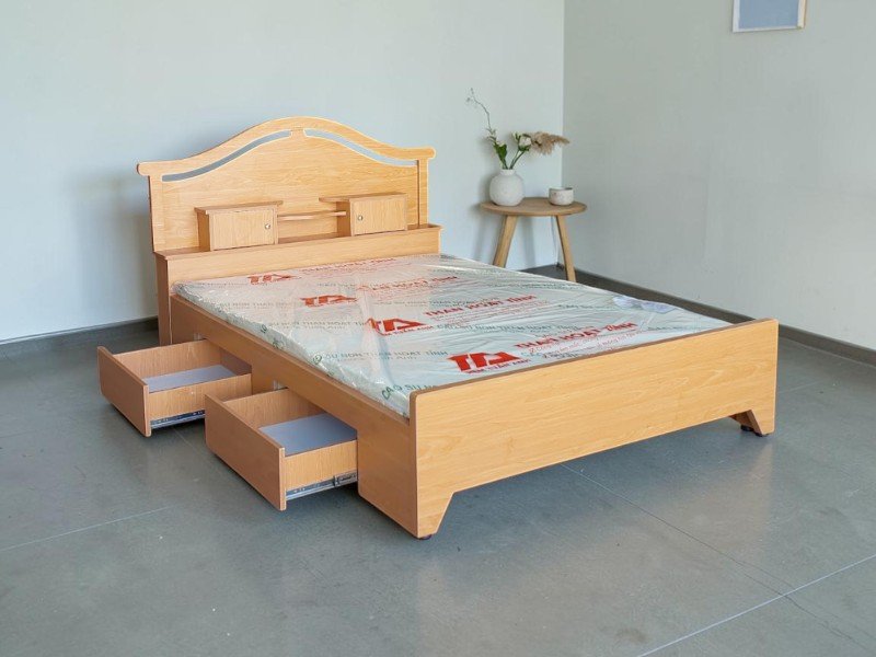 Giường gỗ tự nhiên giá bao nhiêu tiền