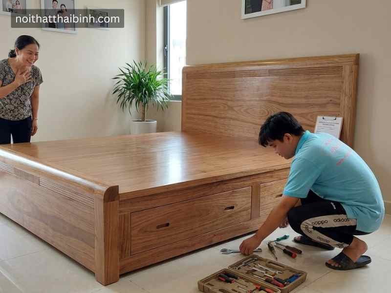Giường Ngủ Gỗ Tự Nhiên Cao Cấp Có Ngăn Kéo tại nhà Cô Minh Tuyết (Quận 7, TPHCM)