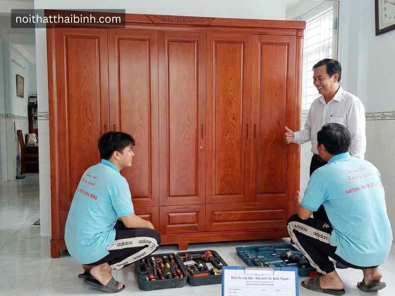 Tủ quần áo gỗ 5 cánh rộng 2m35 lắp đặt tại nhà khách Q7