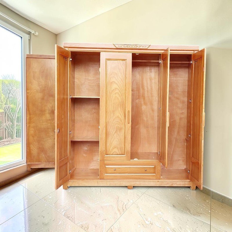 Tủ quần áo gỗ gõ đỏ 4 cánh