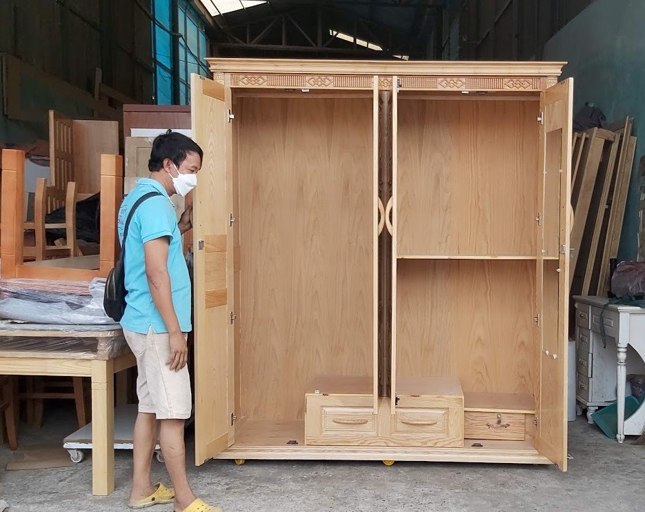 Tủ quần áo gỗ sôi